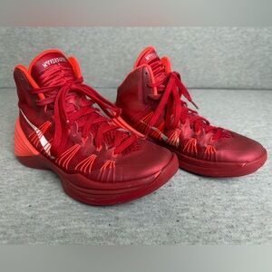 Nike Hyperdunk 2013 Red Crimson Silver Basketball Shoes Women Size 5 599527-601